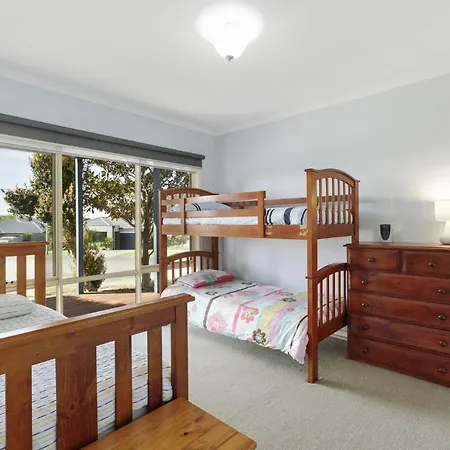 Beach Retreat Apollo Bay Exterior photo