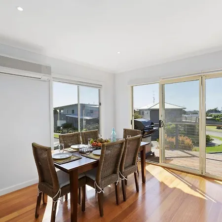 Beach Retreat Apollo Bay Exterior photo